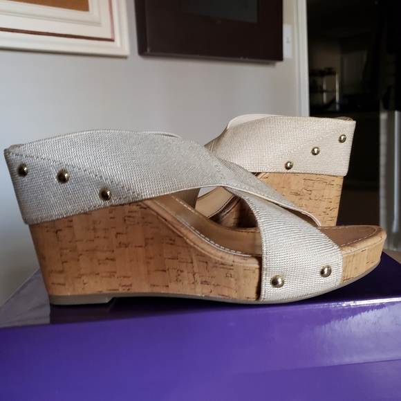 Madden Girl Crossover wedge heel sandal slide - Picture 1 of 5